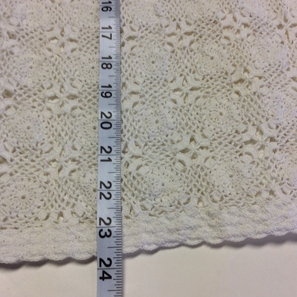 Hand Crocheted Women’s White Button Up Top VTG - Picture 12 of 13